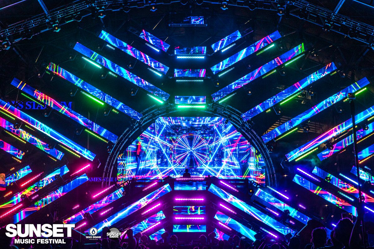 sunsetotr's tweet photo. TAKE US BACK! π #SUNSET19 #TBT https://t.co/oWkUWP2y0t
