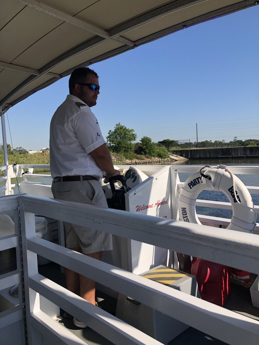 SanJacRecSports's tweet photo. Thanks to @sanjacintomaritime for letting us join their summer campers for a boat ride this morning! So much fun learning more about their program and the maritime industry! #sjc #maritime #boat #rec https://t.co/DWSl1PDdFg