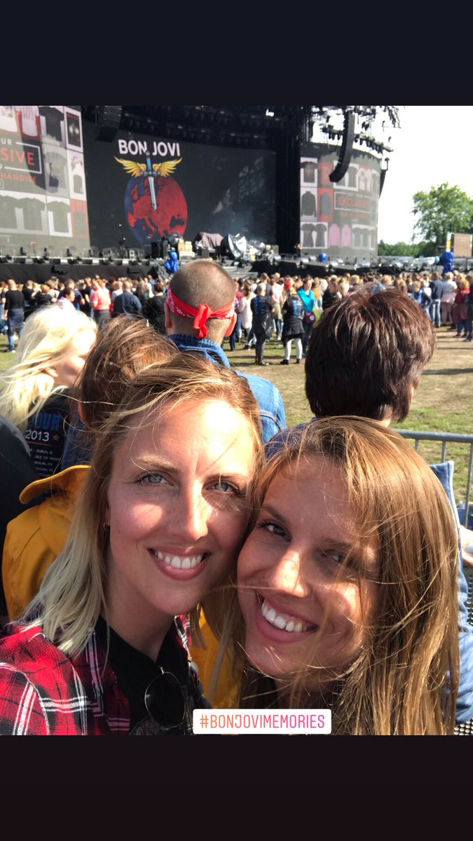 Bregje87's tweet photo. Ready to 🤘🏻#bonjovimemories https://t.co/7HGYiqL8Pl