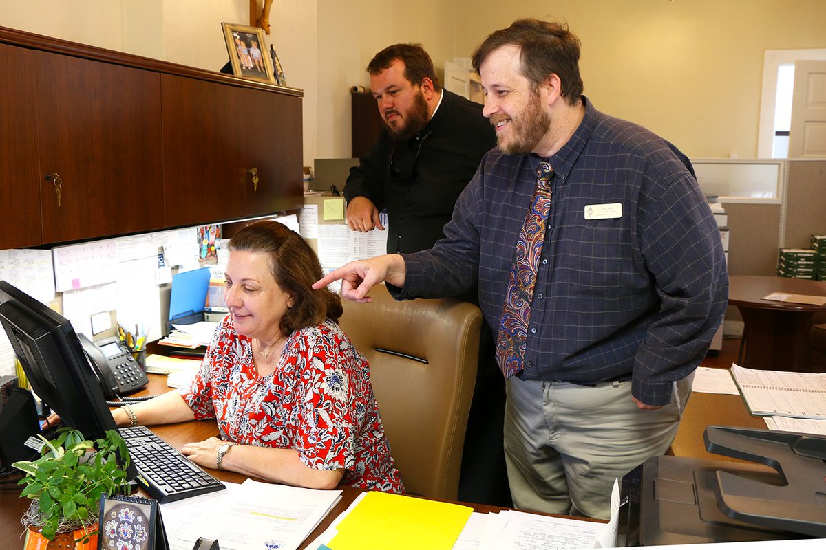 ccfnola's tweet photo. 📩 Miss our June 2019 e-newsletter? No problem! Click to read more about this year's Women's Giving Circle grants, a @ParishSOFT census initiative, and upcoming events! #TBT #FosteringGenerosity  https://t.co/CDf06y937k https://t.co/Q7PXNZYzXV