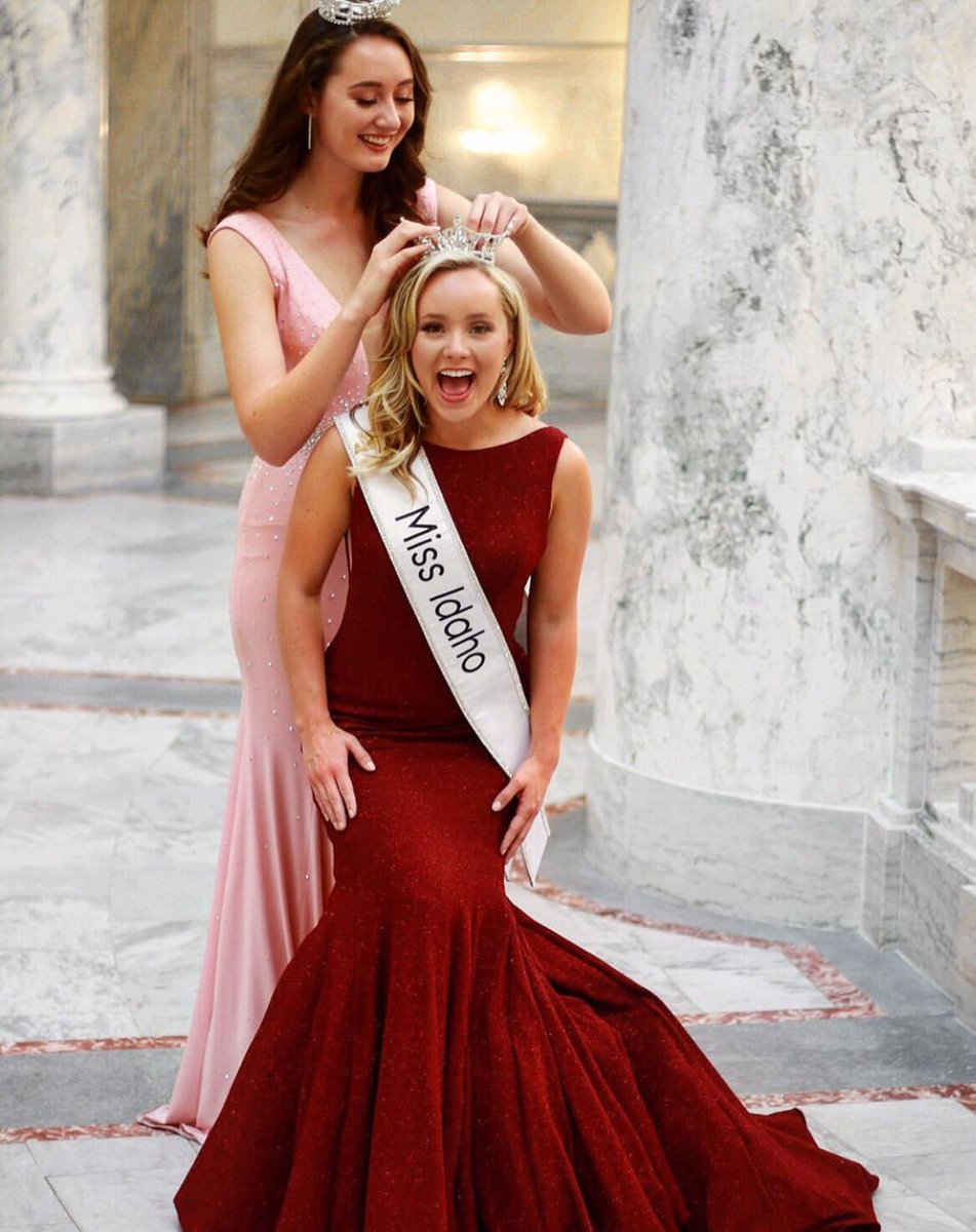 Your new #MissIdaho, Grace Zimmerman! Last week’s winner decided to resign - and as the 1st RU, Grace has stepped in to fulfill her duties! Congrats <a href="/MissIdahoOrg/">Miss Idaho Org</a> <a href="/MissAmericaID/">Miss Idaho</a>