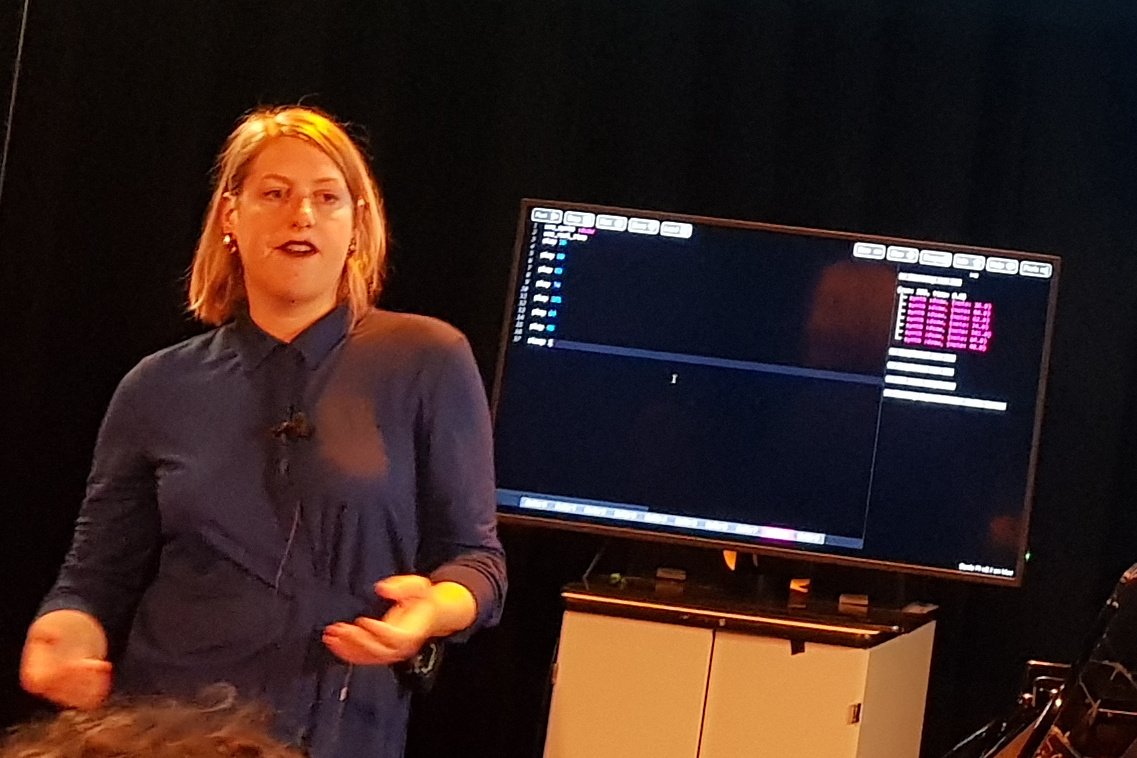 Data musician Shelly Knotts explains a short history of Live Coding to a packed studio. Process rather than genre. Editing code live on projected screen (I'm terrible at that!)  Sonic Pi piece to follow... @RNCMvoice #RNCMPRISM #FutureMusic