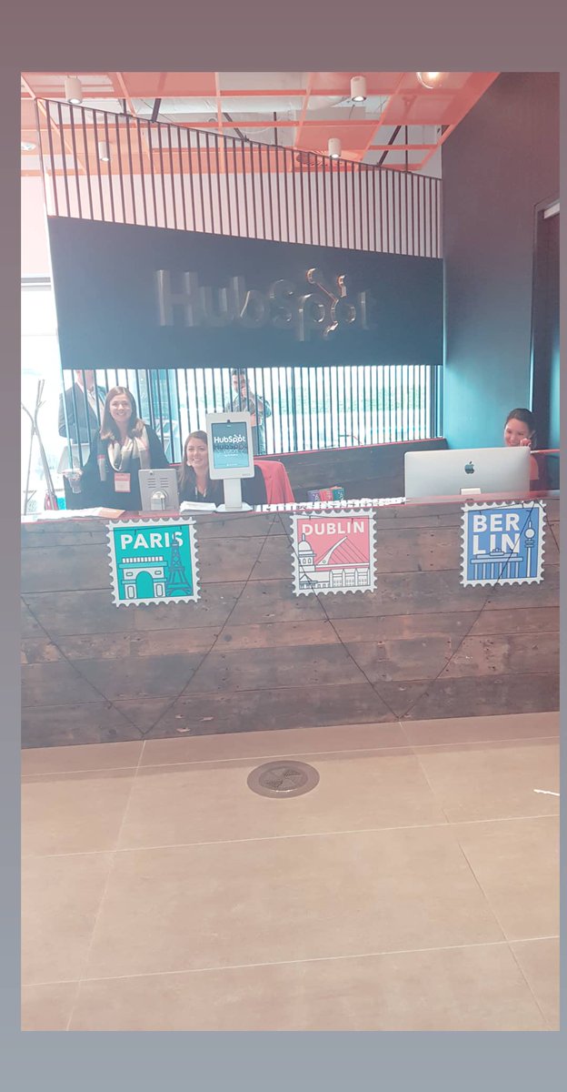 AandQ's tweet photo. Love having the team in town #hubpartner #Partnerday2019 @HubSpotAgencies https://t.co/ckhU0R94GU