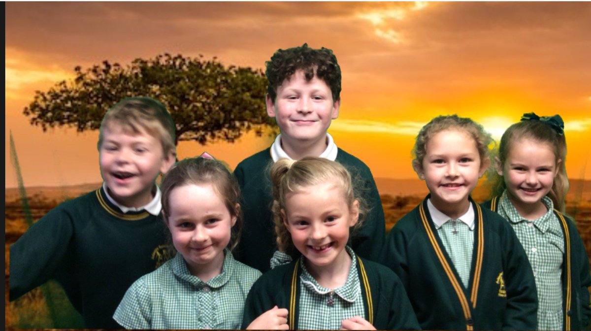 FazakKS1's tweet photo. We've been on a Kenyan Adventure today! @fazakprimary  #GeographyDay #GreenScreen https://t.co/lONVe3hGGg
