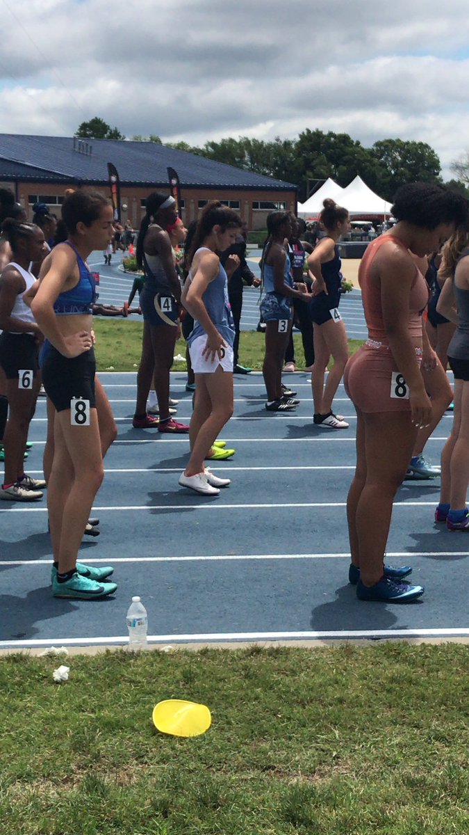 WFHS_track's tweet photo. Four heats away!  Let’s go Grace! https://t.co/bc4RWYICgf