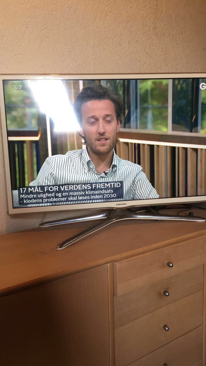 marhauer17's tweet photo. Endelig en grund til at se Go’ aften Danmark! #MindreUlighed #RedPandaerne @peterfalktoft @EsbenBjerre https://t.co/THgiuBDw3r