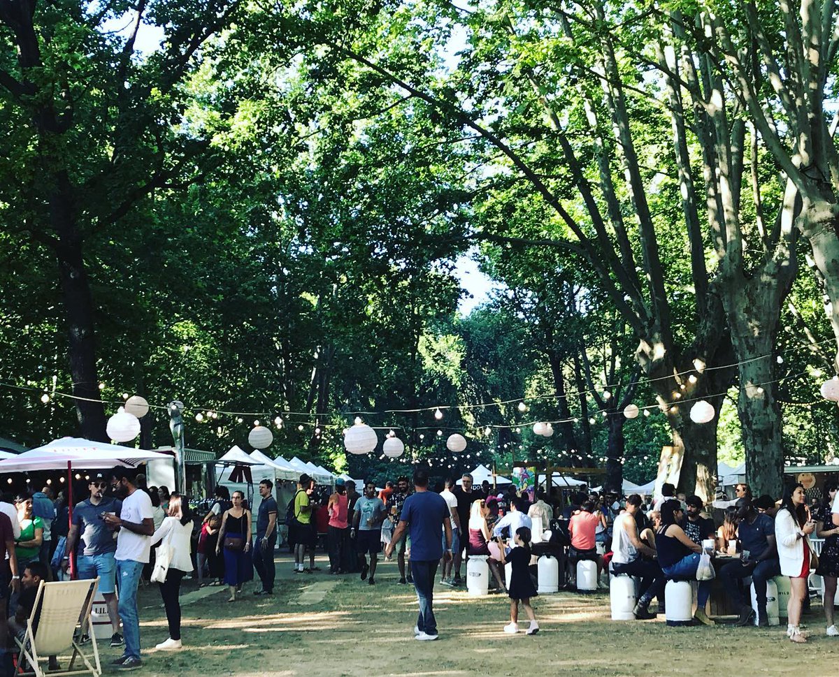 agenceasb's tweet photo. [PARTENAIRE] L'@agenceasb a fait un tour au #Festival #WILDSUMMER le week-end dernier à @CastelnauleLez. Et comme chaque année, c'était SUPER COOL ! ✌️🌸☀️ https://t.co/UXTiT5bgEJ