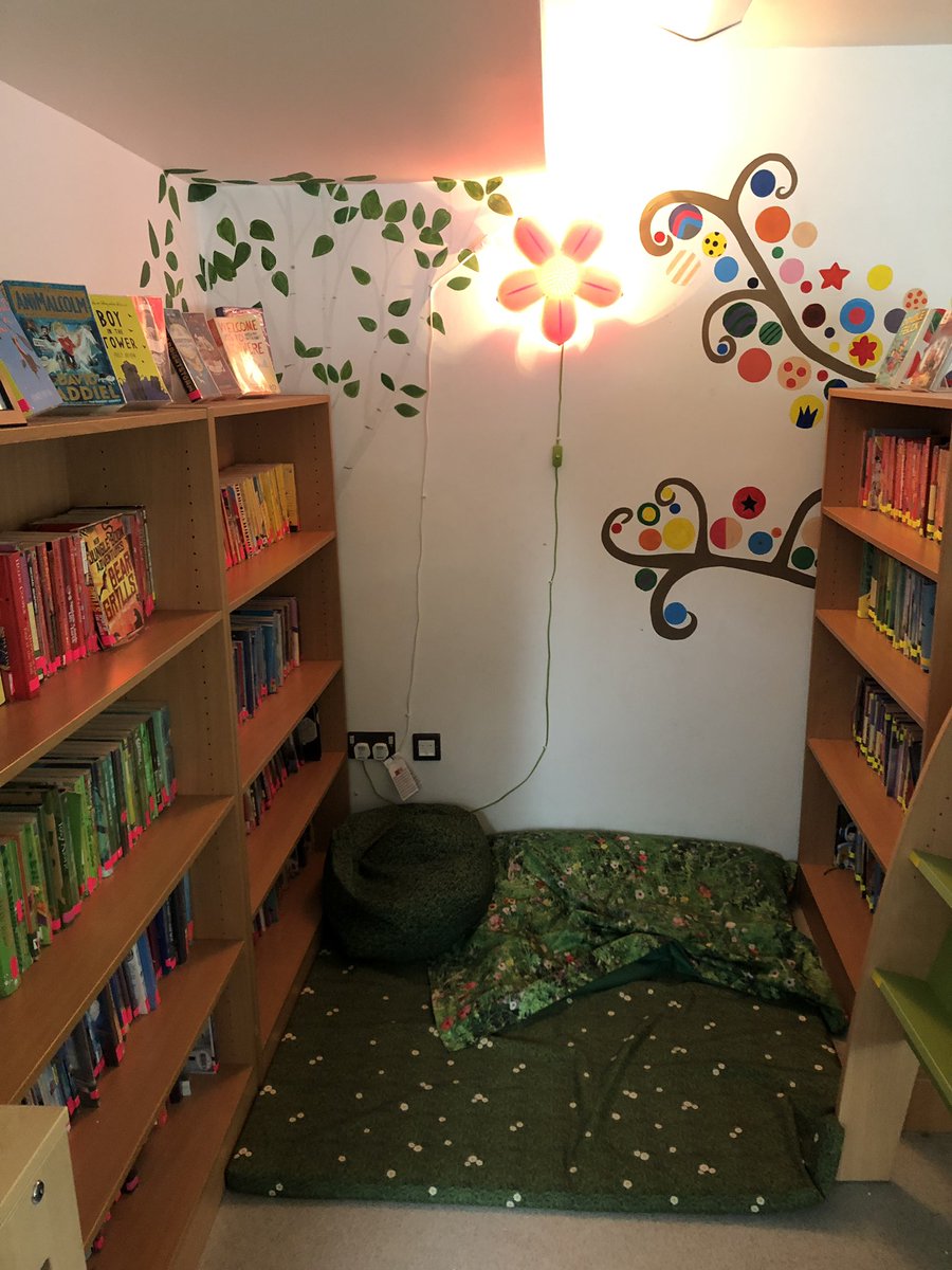 Nearly there with our library now, a few shelves left to go up 😊