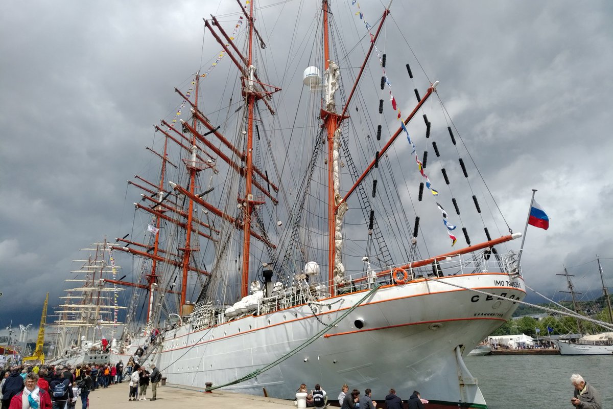 #BelémSilverEco Du vent dans les voiles de la longévité ;-) #Armada Économie du vieillissement, levier de solidarités territoriales et politiques sociales au service des personnes @CynthiaFleury <a href="/nbouzou/">Nicolas Bouzou</a> <a href="/EgloffValerie/">valerie egloff</a> <a href="/RegionNormandie/">Région Normandie</a>