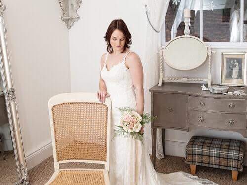 bridalrelovedLe's tweet photo. The details in this stunning creation by Suzanne Neville are made with the softest lace 💕

Photo credit to Purple Rose Photography

#weddingdresses #bridalshop #sayyestothedress #leicester #samplegowns #bridalreloved #bridalrelovedleicester https://t.co/vMyjug6gDt