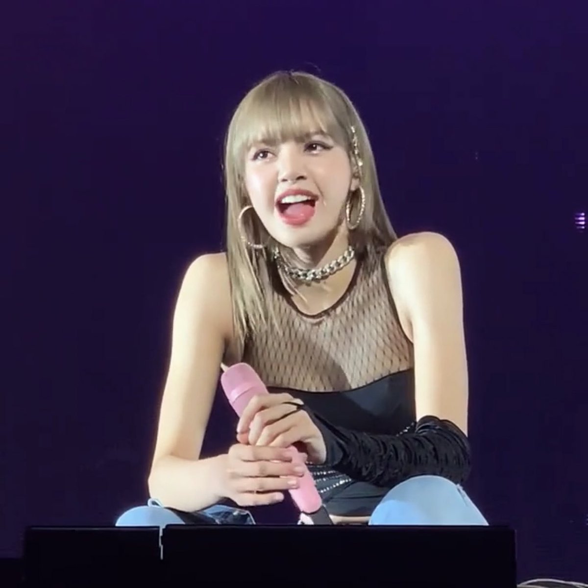 HM199567's tweet photo. 😍 https://t.co/tZcn2uGYfF