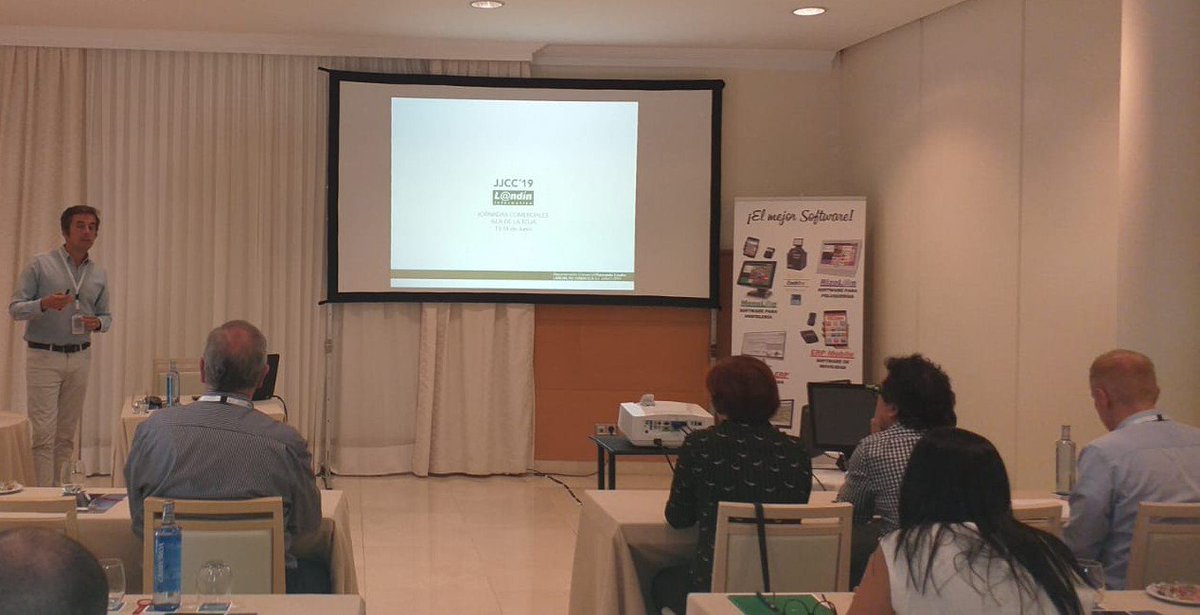 Landinformatica's tweet photo. Terminamos la mañana con "Oportunidades de negocio" de nuestro Director Comercial, Fernando Landín, y "Protección de Datos" con Enrique Pedroso (Director de #Galiprodat).

#JJCCLandinformatica https://t.co/MfRZHG7VgJ