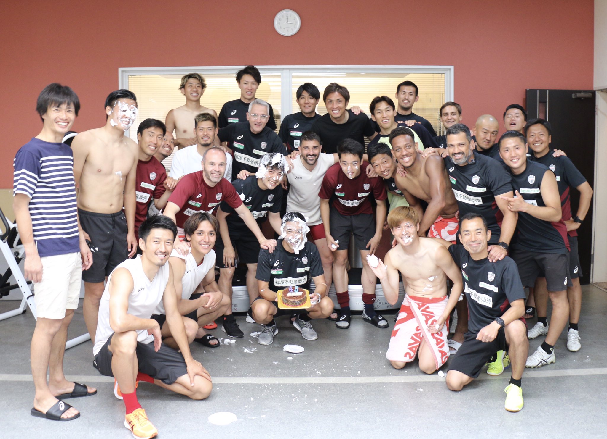 ヴィッセル神戸 フィジカルコーチの咲花 正弥さん 誕生日おめでとうございます Happy Birthday To The Vissel Kobe Fitness Coach Masaya Sakihana Visselkobe ヴィッセル神戸 T Co Bgbxuguk7g Twitter ヴィッセル神戸 フィジカルコーチの咲花 正弥さん 誕生日おめでとうございます Happy Birthday To The Vissel Kobe Fitness Coach Masaya Sakihana Visselkobe ヴィッセル神戸 T Co Bgbxuguk7g Twitter