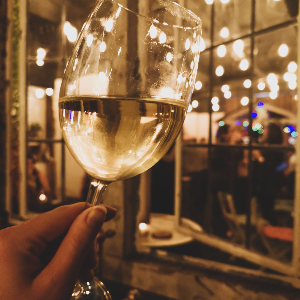 twistedcellar's tweet photo. Next Thursday 19th, our producers will be flying over especially from #NewZealand to talk to you about their wine. Warning - there will be large consumptions of #wine, #cheese and #charcuterie. Reserve your place here https://t.co/9BwWQ9yRGC
@corofinwine #winetasting https://t.co/6z8jKS4l3c