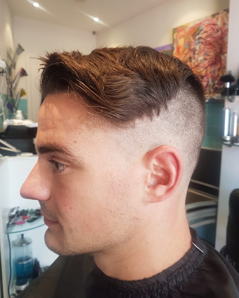 esquire_barber's tweet photo. #EsquireBarbers open as usual✂️💇🏻‍♂️✂️ #ThursdayThoughts #barber #barbershopraynespark https://t.co/SiF7Eta3C7