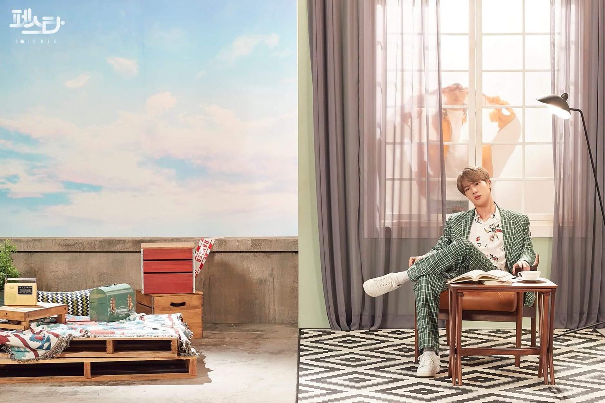incorrect_1997's tweet photo. LMAO JIN GOT TIRED OF JUNGKOOK BEING A CRACKHEAD SO HE LOCKED HIM OUTSIDE https://t.co/O5HpY1fq2Y