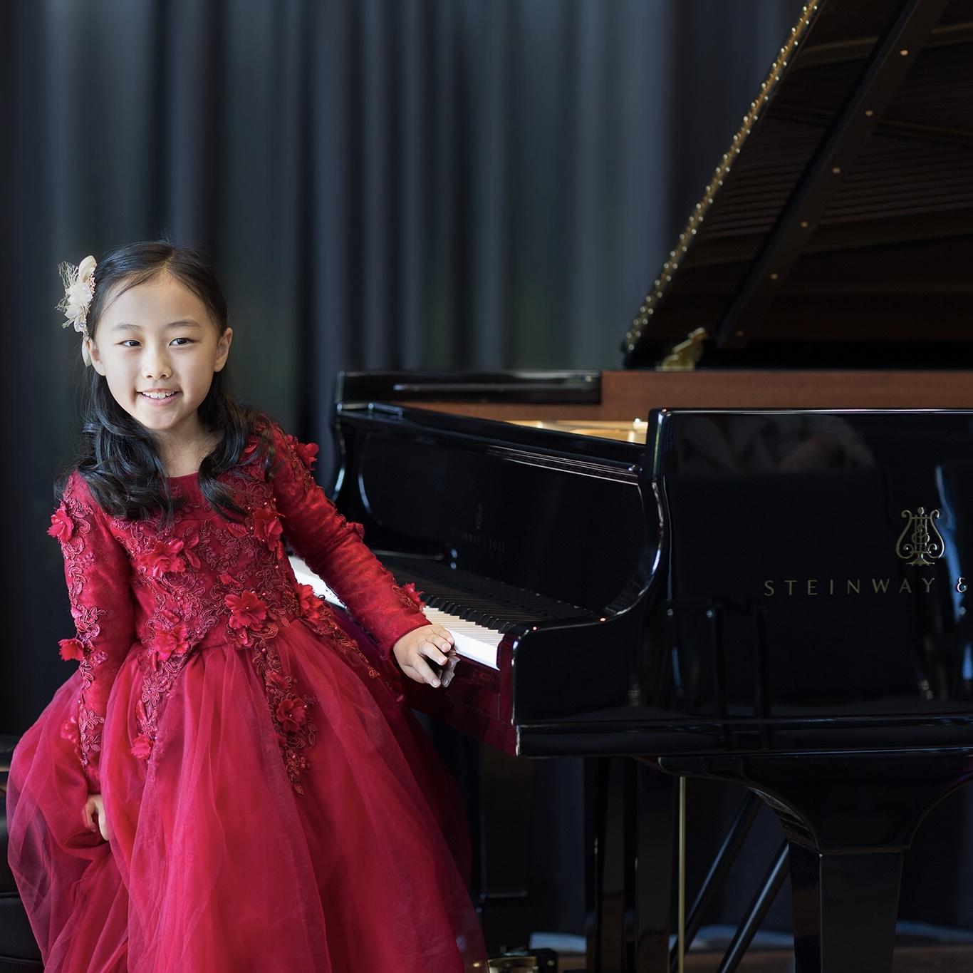 @SteinwayAndSons Follow Congratulations to the winners of the 2019 Steinway Junior Piano Competition! We were delighted to have over 2,000 talented participants ages 18 and under across the U.S. and Canada; we commend the dedication of all involved. -->Showroom results here: steinway.com/misc/steinway-…