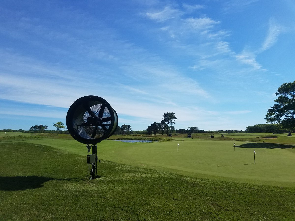SubAirSystems's tweet photo. Introducing #TurfBreeze to our new customer, the all-organic Vineyard Golf Club on Martha's Vineyard. 🌱 https://t.co/geHNP1LCnC