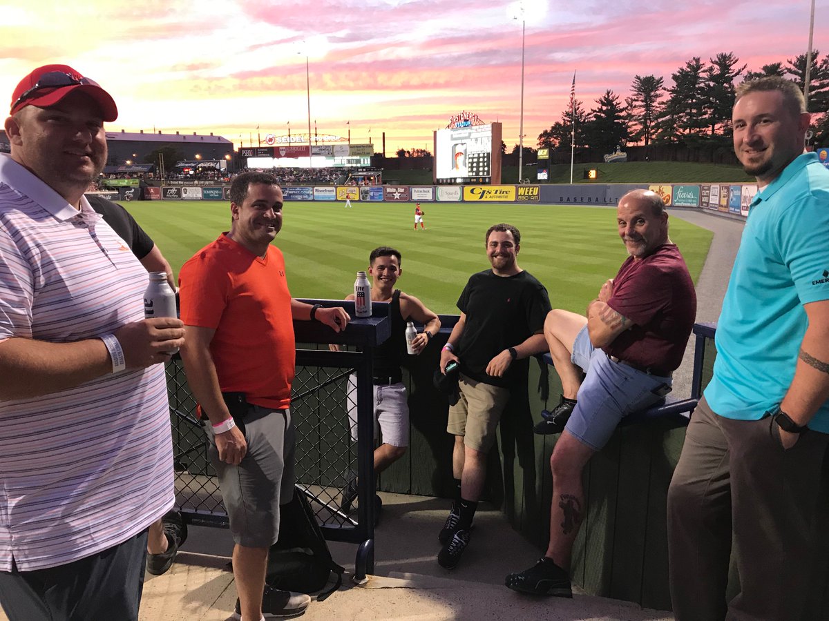 FrommElectric's tweet photo. #TBT to last week’s Love It Here, Go Local Night with the Reading Phils! We had a great time cheering on the Phils and spending time with family and friends. #Fromm #ReadingPA #ReadingPhils #GoLocalNight #ElectricalSupplyPA https://t.co/jbhssUVdhd