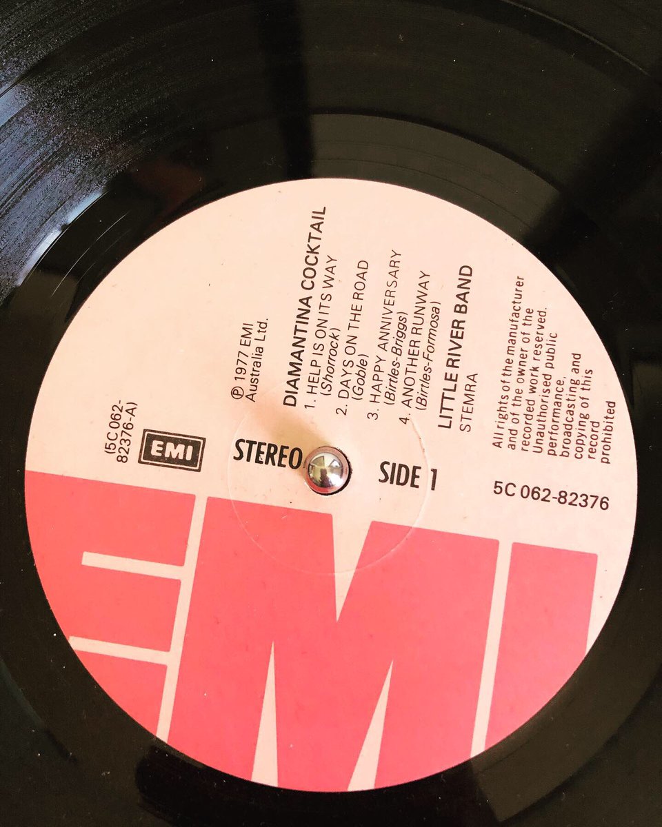 We love our record players <a href="/stassen/">stassen</a>.hifi. And we enjoy playing some nice albums on them. Can you guess the name of this record player?

#stassen #stassenhifi #hifi #hifiaudio #highendaudio #castle #listen #piano #piano🎹 #record #vinyl #recordplayer #records #album #albumcover