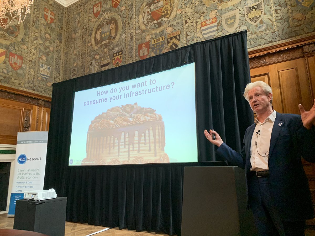 simonrob_esg's tweet photo. @wif gets to the heart of the matter in cloud: how do you want to consume your infrastructure? @451Research #CloudFeast https://t.co/ORtEQ8pVN1