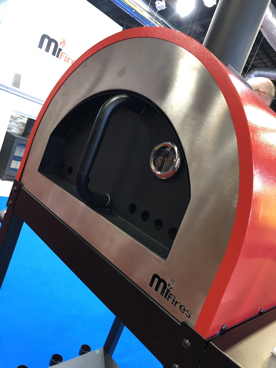 MIFlues_Jason's tweet image. Thanks to everyone who visited our @MIFlues_Liners and @Jydepejsen stand at #HearthandHome2019 this year.  Great to see you all.  Hope you all had a safe journey home 🔥 #mifire #MIFlues #jydepejsen #aduro