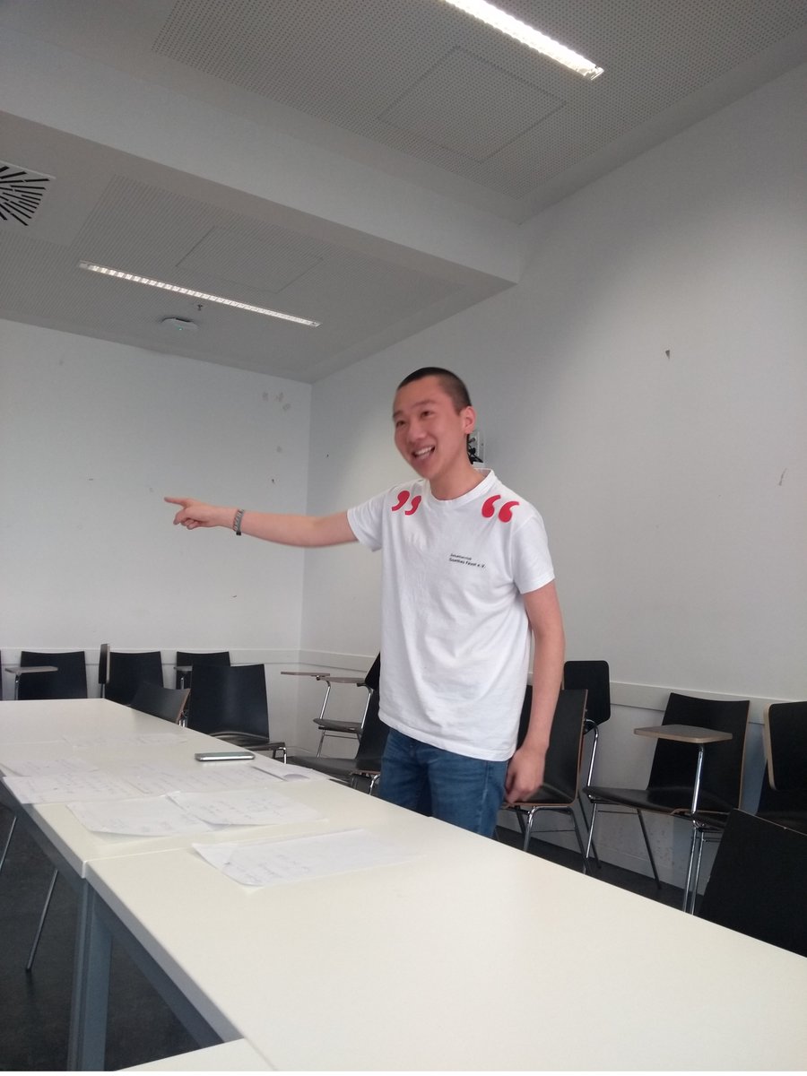 DCFrankfurt's tweet photo. Wir hatten gestern viel Freude bei unserem Clubabend mit dem Thema "Sollte es Städten verboten werden, spezielle finanzielle Anreize für Firmen zu schaffen, um ihren Sitz oder ihre Produktion in diese Städte zu verlegen?". 
Du willst auch frei reden lernen, komm einfach vorbei! https://t.co/FQikDJoTMl