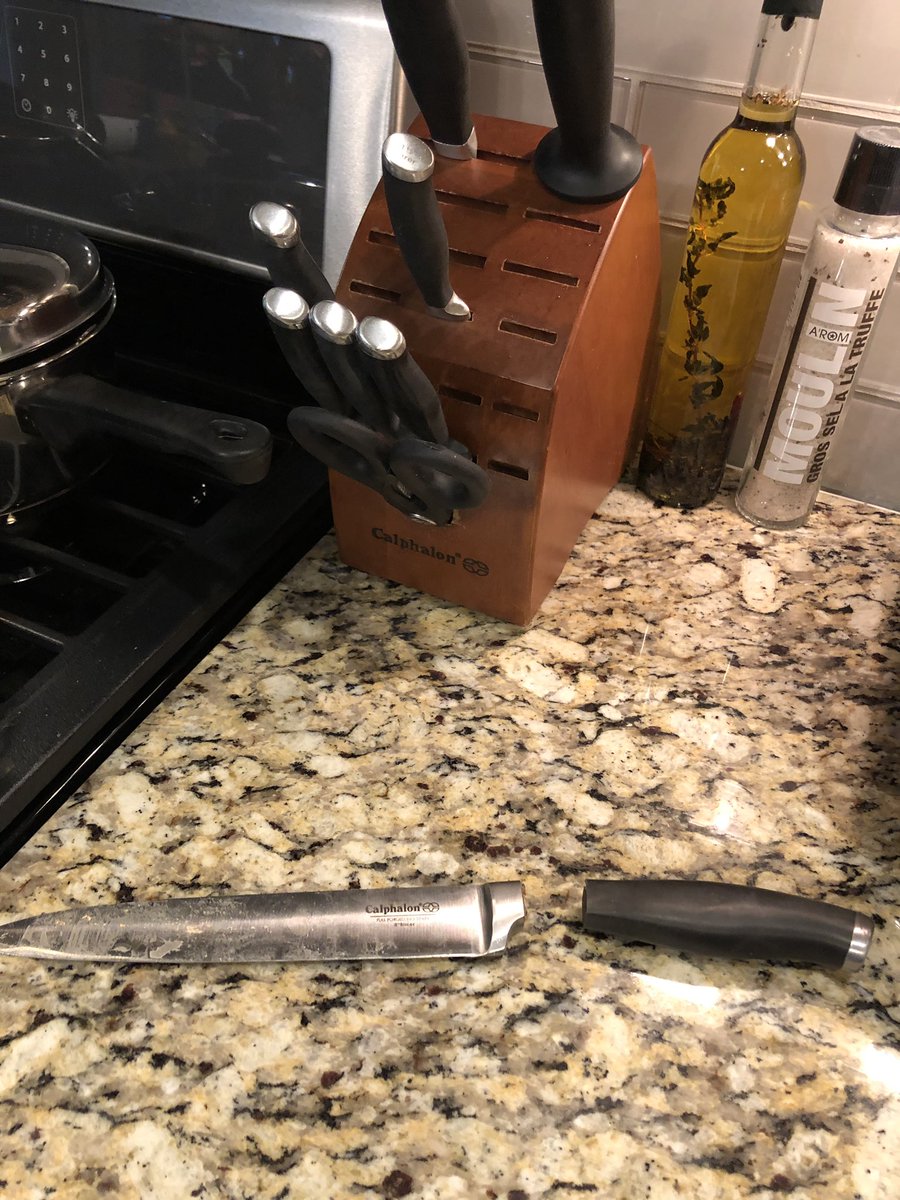 MichaelDGale's tweet photo. Not cool @calphalonathome you’re lucky all we lost was the knife and not my 🖐! https://t.co/idnhgUSv7G