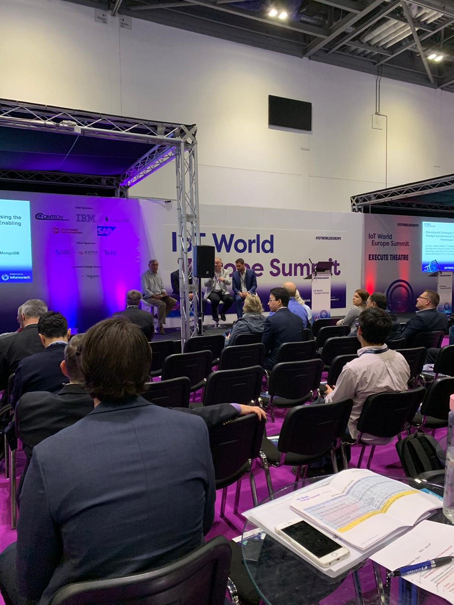 _DataSupport's tweet image. Impressive line up of speakers @TechXLR8 today @IIConsortium @Airbus @MongoDB #IOT #SASSoftware #IOTWorldEurope @MeganKane_GDPR @NicolaHartland