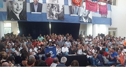DiarioImpulso's tweet photo. #Politica #SanLuis EL PJ DE SAN LUIS SE SUMA AL ESPACIO FRENTE CON TODOS DE FERNANDEZ-MASSA https://t.co/DRkm6LW8k7 https://t.co/wWXeaFhO6s