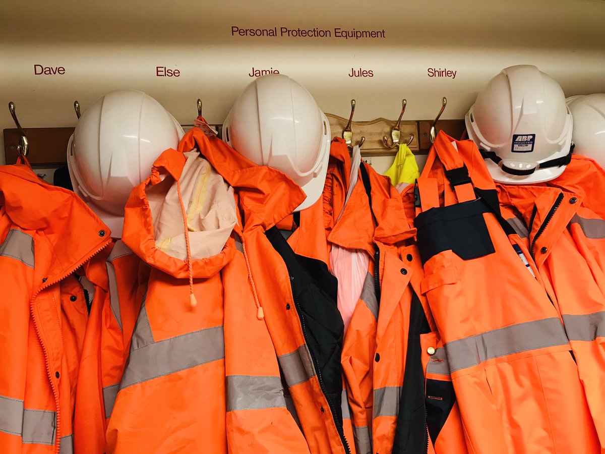 Pandora_techLtd's tweet image. #healthandsafety is our main focus, for our team &amp;amp; yours...call us to discover how our products can make your site safer #sitesaftey #speedsolutions #ourteam