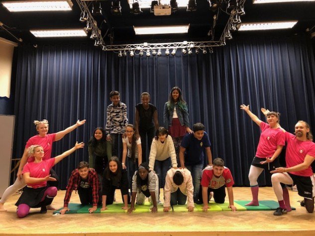 De flesta skolor måste tänka nytt inför hur de använder bidraget nästa läsår! Bidraget ska medverka till att kulturella och konstnärliga uttryck långsiktigt integreras i skolan med utgångspunkt i skolans kulturuppdrag och läroplan. pedagogblogg.stockholm.se/kulan/2019/02/…