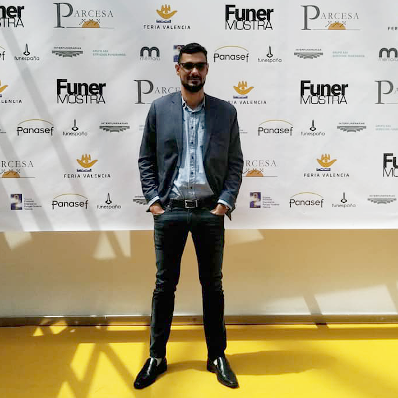 prevenir_plano's tweet photo. No #TBT de hoje, relembramos a participação da equipe PREVENIR na 15ª FUNERMOSTRA. A Feira, referência em eventos e serviços funerários, foi realizada de 22 a 24 de maio de 2019, na cidade espanhola de Valência.

#Prevenir #cuidesempre #FunerMostra https://t.co/xaQzfxx7rp