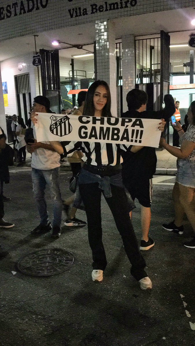 marcelfucks's tweet photo. Valeu galerinha! Registros da 1ª de muitas, num clássico e com vitória, esse é o Tweet💙 AQUI É SANTOS! #FreguesiaNoAlçapão https://t.co/VtYXFBWCHI