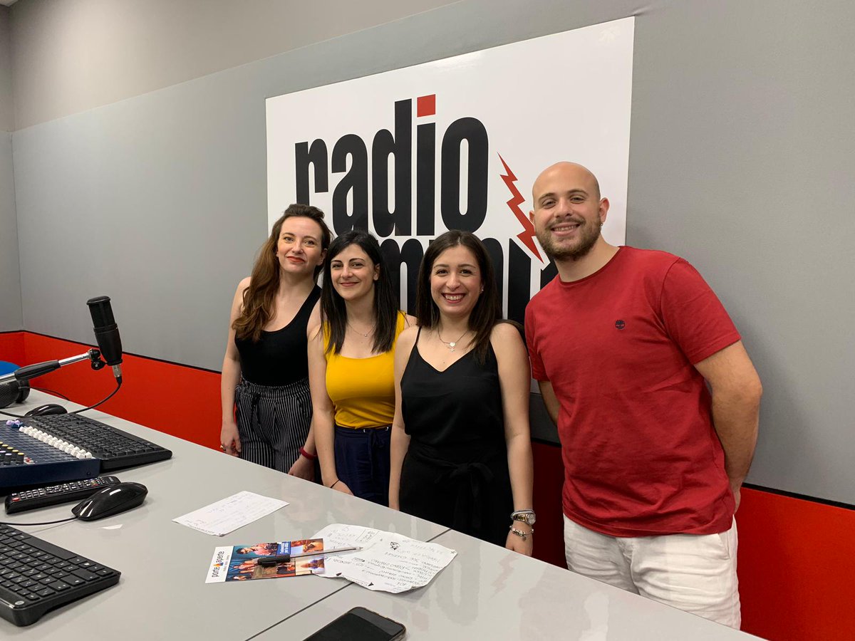 TodaroErica's tweet photo. Today at @radiozammu to talk about @youthhubcatania  with @Angi_Gugliotta ! https://t.co/YnxPNAXPr5