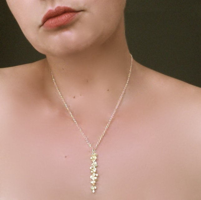 Harmony Precious Necklace shop online fionademarco.com/collections/ha… #fionademarcojewellery #harmony #pretty #goldnecklace #goldjewellery #preciousjewellery #handmadejewellery #onlineshop #contemporaryjewellery #designerjewellery #britishjewellery