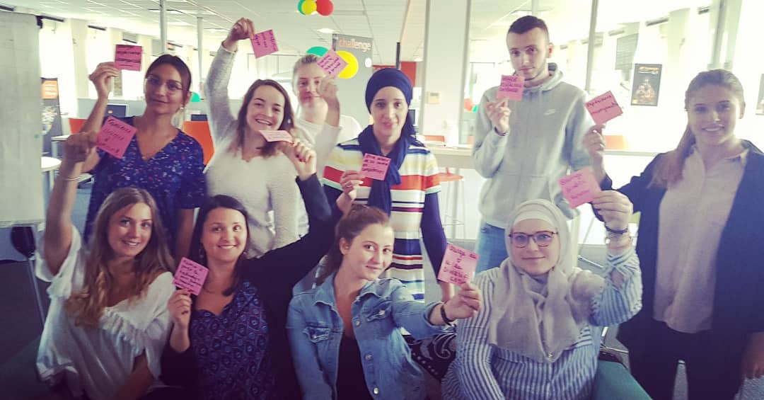 AddalaSonia's tweet photo. Notre raison d'être au SCO Orléans c'est avant tout la diversité de notre collectif 🙂 🍊 #fierDetreOrange #RaisondEtre #humainInside @srichard @mans_florence @CyrilleHenniaux https://t.co/9UqFZY0v0V