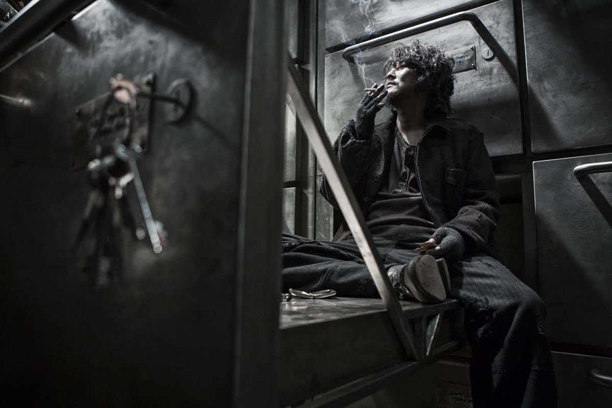 FilmlandForum's tweet photo. Snowpiercer (2013) Dir. Bong Joon-ho https://t.co/8EQZMvUX1N