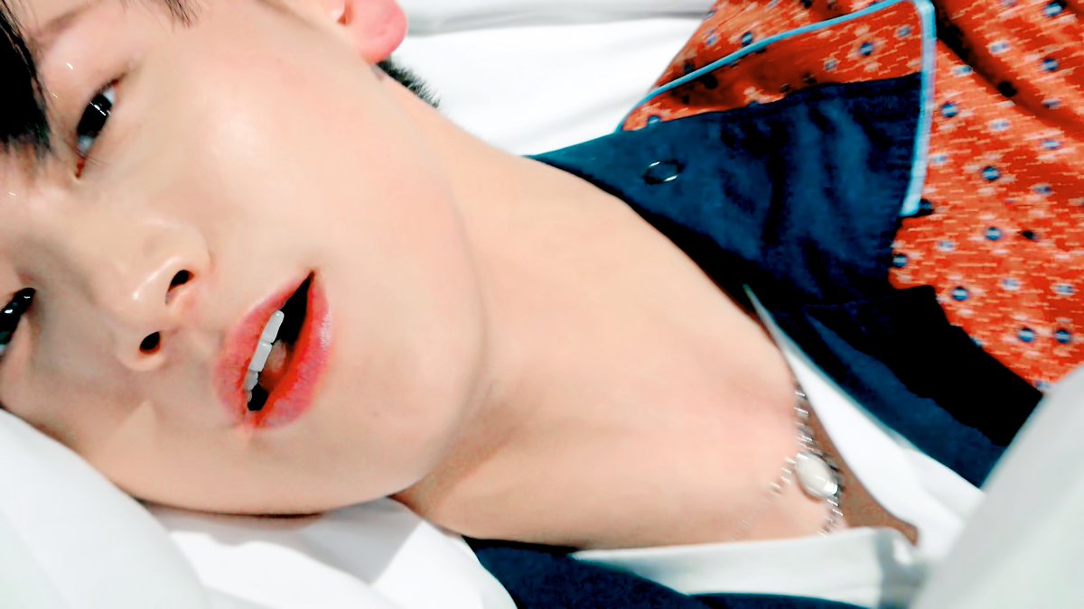 hearten_up's tweet photo. 190613 Let me love u MV
#TEN #เตนล์ 

https://t.co/6MgWt347d5
https://t.co/2SeLyo0SQc
https://t.co/0PTdetCb9Q
https://t.co/H5vIfFd2j6
4cut - https://t.co/rJHuS3Kuf9 https://t.co/4glbM1jWFQ