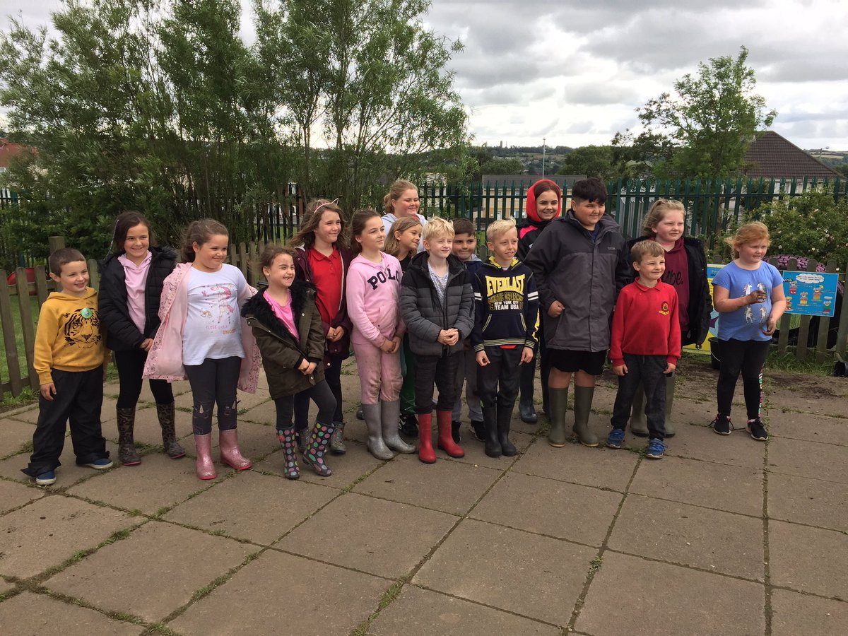 CraigfelenP's tweet photo. We had a great time with @ClwydPrimary thank you for having us! #cfpeco #cfpcomm https://t.co/xgDNnW0zQF