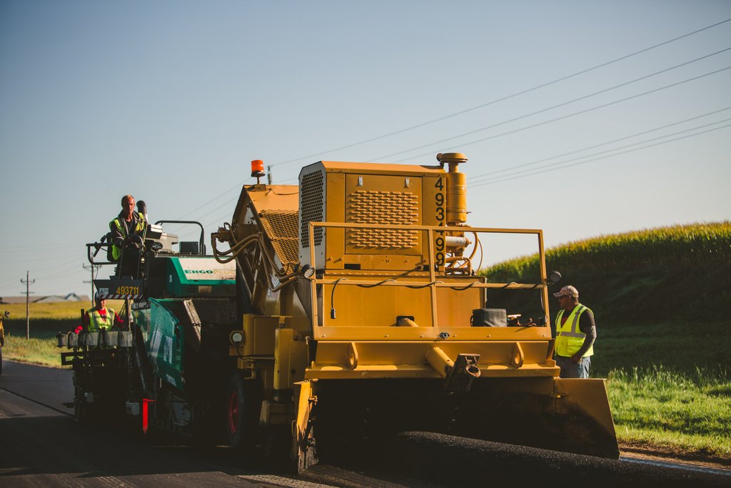 Join Manatt's as a General Laborer for our Newton Asphalt Crew with a great opportunity for growth!

This is a full time seasonal position based out of Newton, Iowa. 

Apply here: bit.ly/manattslabor

 #jobopening #job #nowhiring #jobsearch #career #employment