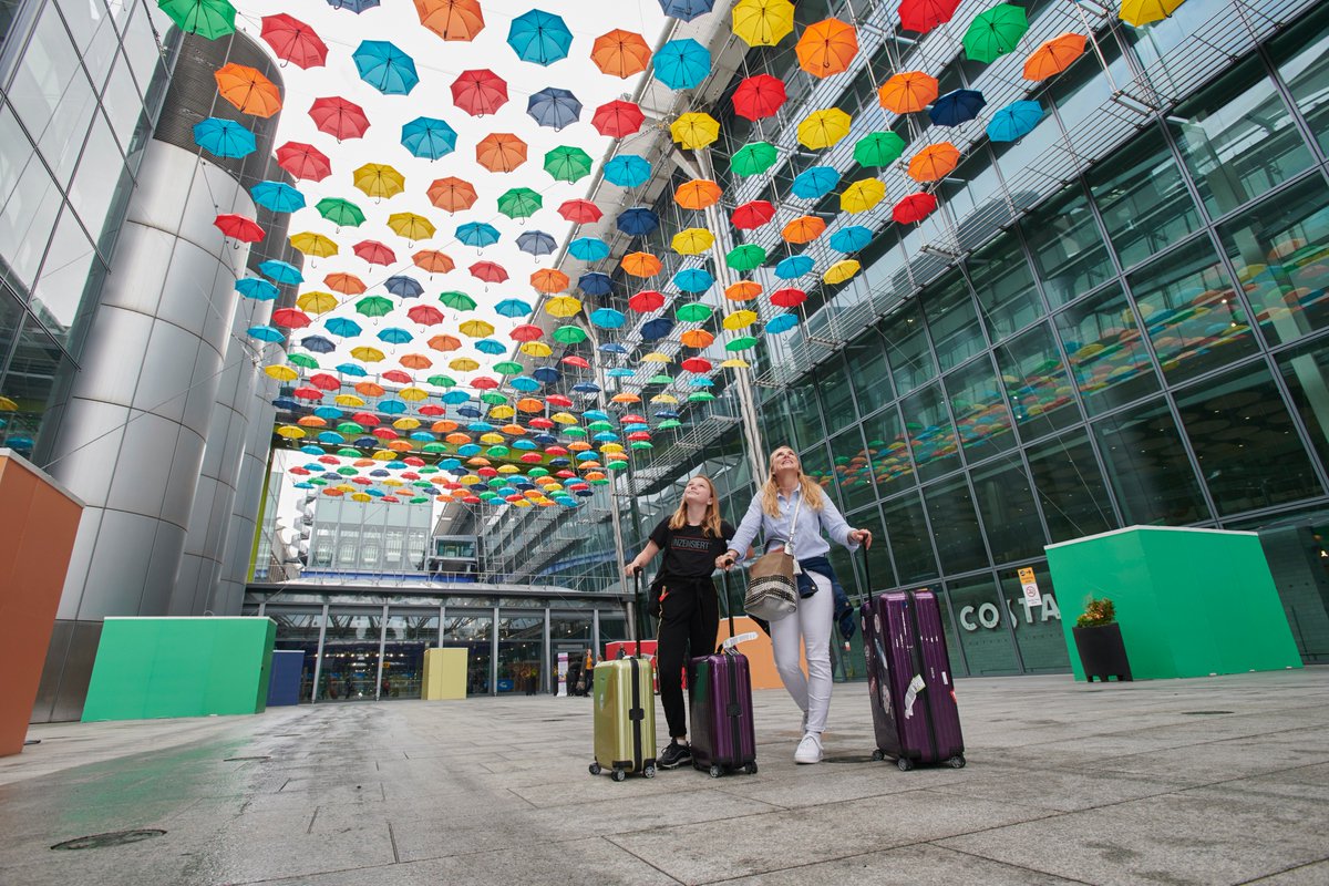 Heathrow Airport tweet media