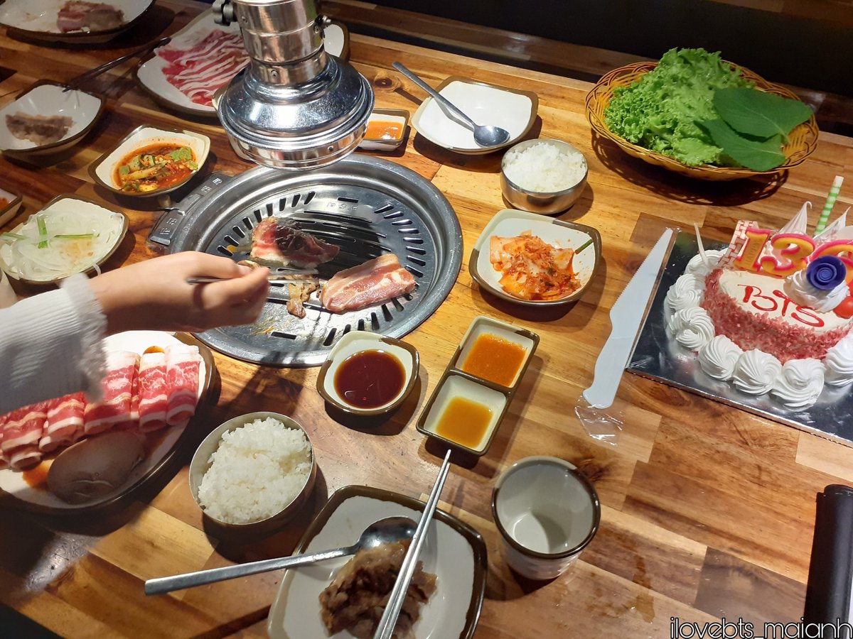 manh_maey's tweet image. A little late..

I feel very happy today.
I have witnessed your difficulties for the past 4 years, thank you for trying.

Let's go much longer together!!!!!

I PURPLE YOU, Bangtan 💜🧡

#6YearsWithOurHomeBTS 
#6YearsWithLuv 
#Happy6YearsWithBTS
#방탄6주년보라해 @BTS_twt