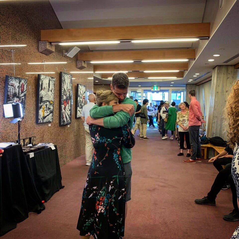 Iridescentaya's tweet photo. Thank you for coming to see the show! After so many years, it was rewarding to work with Michael. On to the future ❤️#theatreiridescence #シアターイリデセンス #饒舌な罪びと #女優 #プロデューサー #芸術総監督 https://t.co/kcHiXolOgw