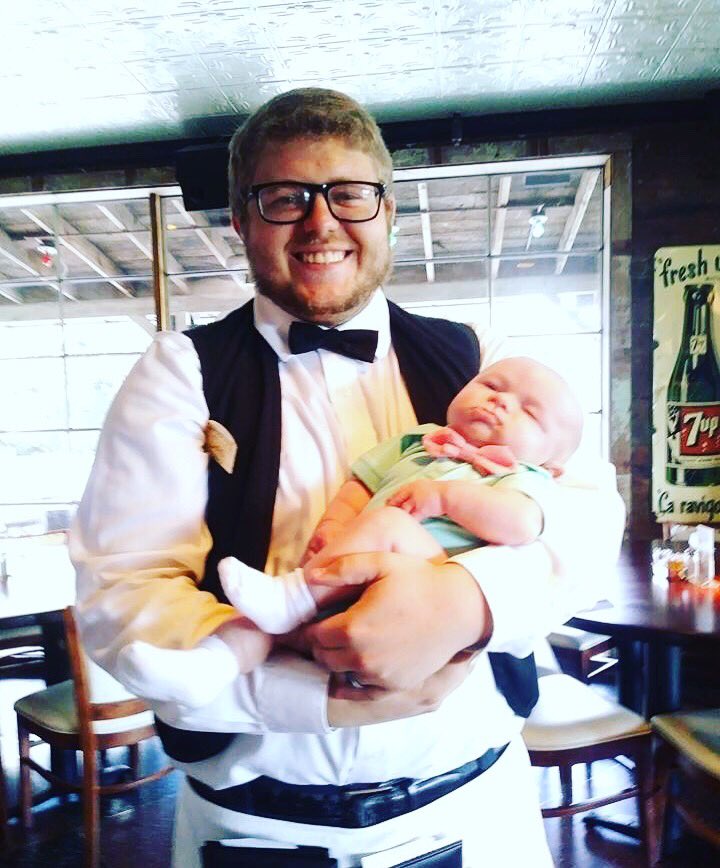 BellElectronic1's tweet photo. It’s crazy how much can change in one year. Last year I was slaving away working for tips. Now I work for myself. Never be afraid to risk it all. https://t.co/dMzugpQIFi
