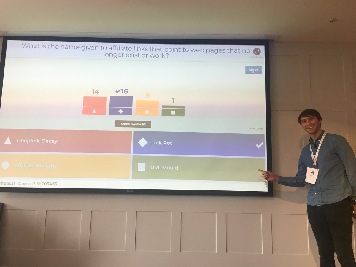 UK_Awin's tweet image. Testing attendees on their industry knowledge, our interactive quiz is well underway with our Content Analyst and quizmaster Rob Davinson. Who will take home an £150 TripAdvisor voucher? Stay tuned… #ThinkTankUK