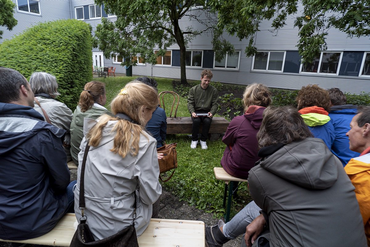 PStheaterLeiden's tweet photo. Rij je binnenkort ook met ons mee om de verhalen van internationals te ontdekken? #WelcomeInMyBackyard #Leiden #BioSciencePark @ExpatLeiden @OntdekLeiden https://t.co/lLl8mRDPAu