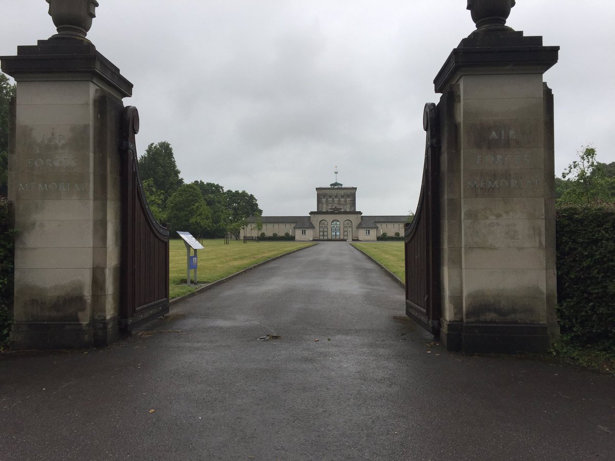 Lynne Watson tweet media