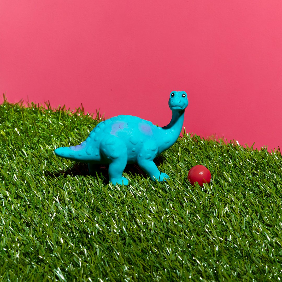 The face we make when someone’s tryna steal a bite of our YO-BERRIES™…😬