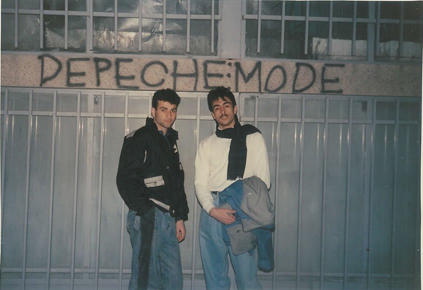 AbrahamsNick's tweet photo. On Wed 19th June @Heavenly_Films are screening 'Our Hobby is Depeche Mode' + Q&amp;A with me + #jeremydeller  @RegentStCinema : doc about fantastic #DepecheMode fandom around the globe. https://t.co/56BDgkzt82 @modefandotcom @DocEvidence @SophiaDeboick @StudioVoltaire @jeremydeller https://t.co/lNZaKpe8gD